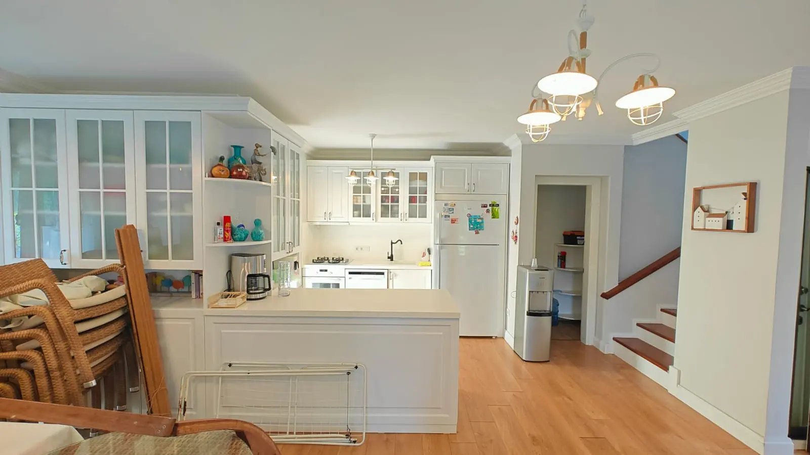Fitted kitchen